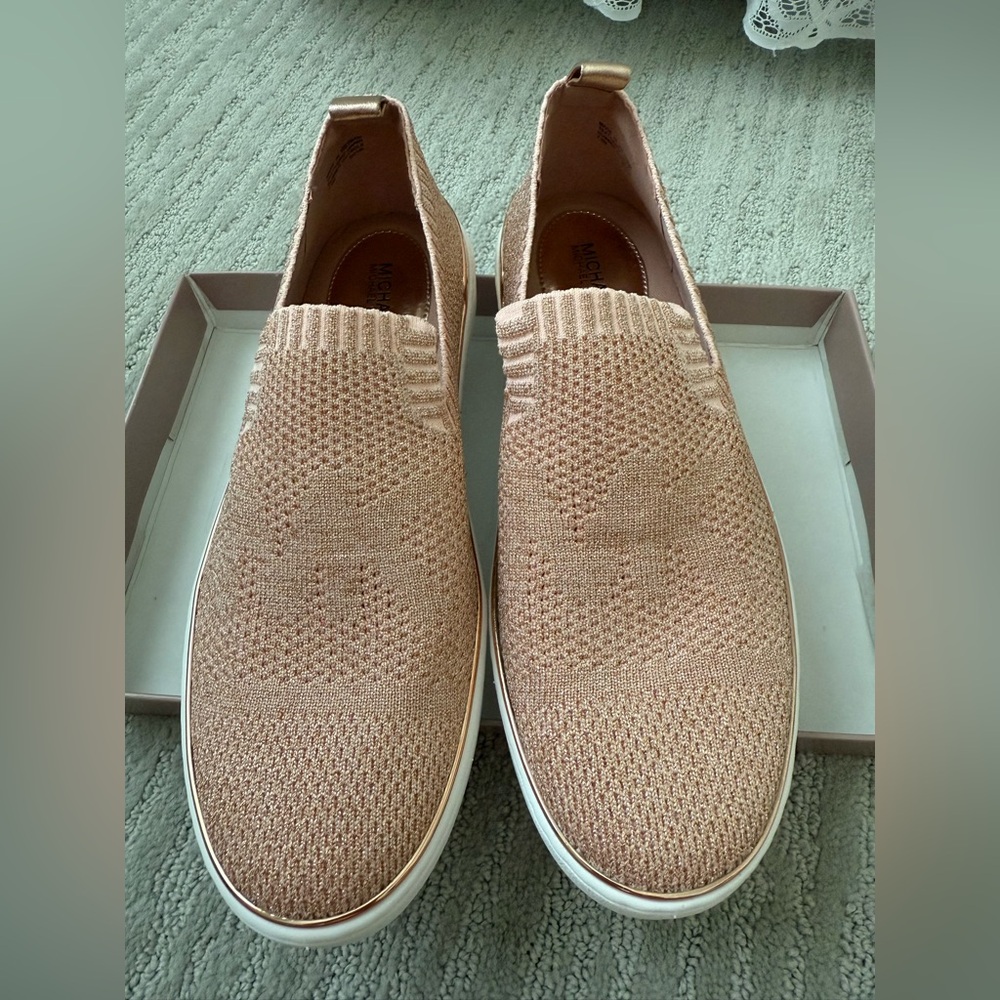 Michael Kors rose gold shoe, size 7.5, never worn, never used.
